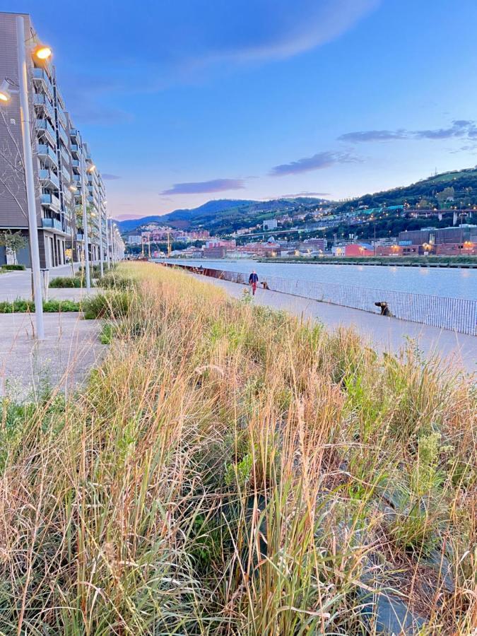 Small Lux Beachcity Close To The River,Metro And Parking Билбао Екстериор снимка